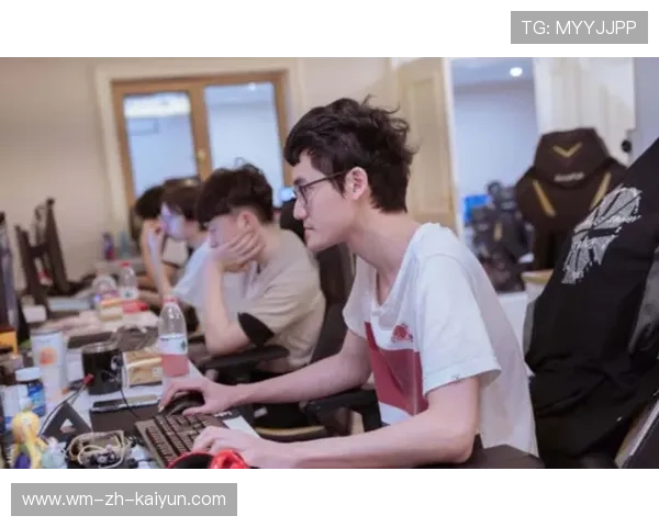 RNG保持日常高强度训练